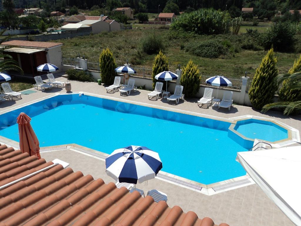 Aparthotel Faethon Karousadhes  Habitación foto